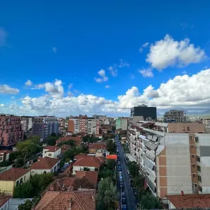 apt-balkan-rooftop.hotels-in-tirana.com/