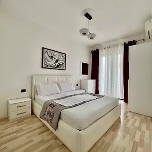 spiranca-downtown-comfort.hotels-in-tirana.com/